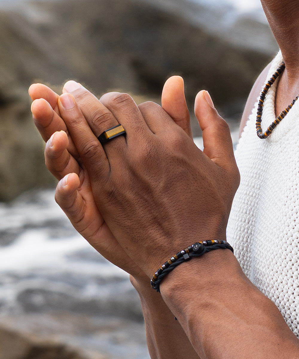 Signet Ring 7mm Tiger Eye | Black – Pig & Hen